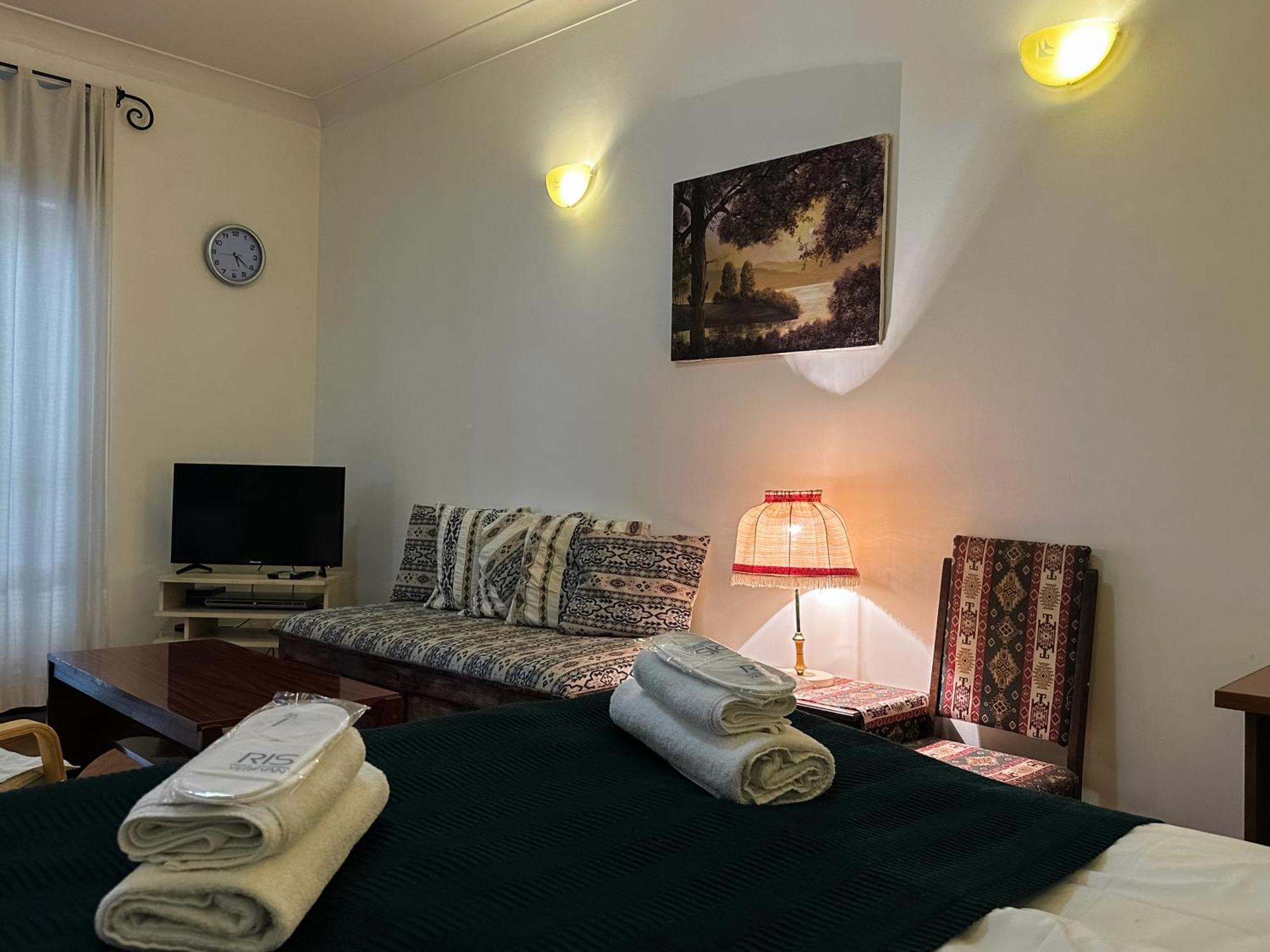 Ris Central Apartments Yerevan Exterior photo